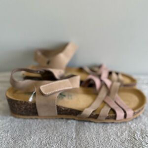 NWT BioNatura Italian Leather Sandal Women’s Wedge Platform Tan & Pink 9.5‎